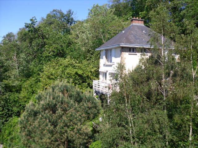 Gîte La Bertichère Saint-Jean-le-Thomas Extérieur photo