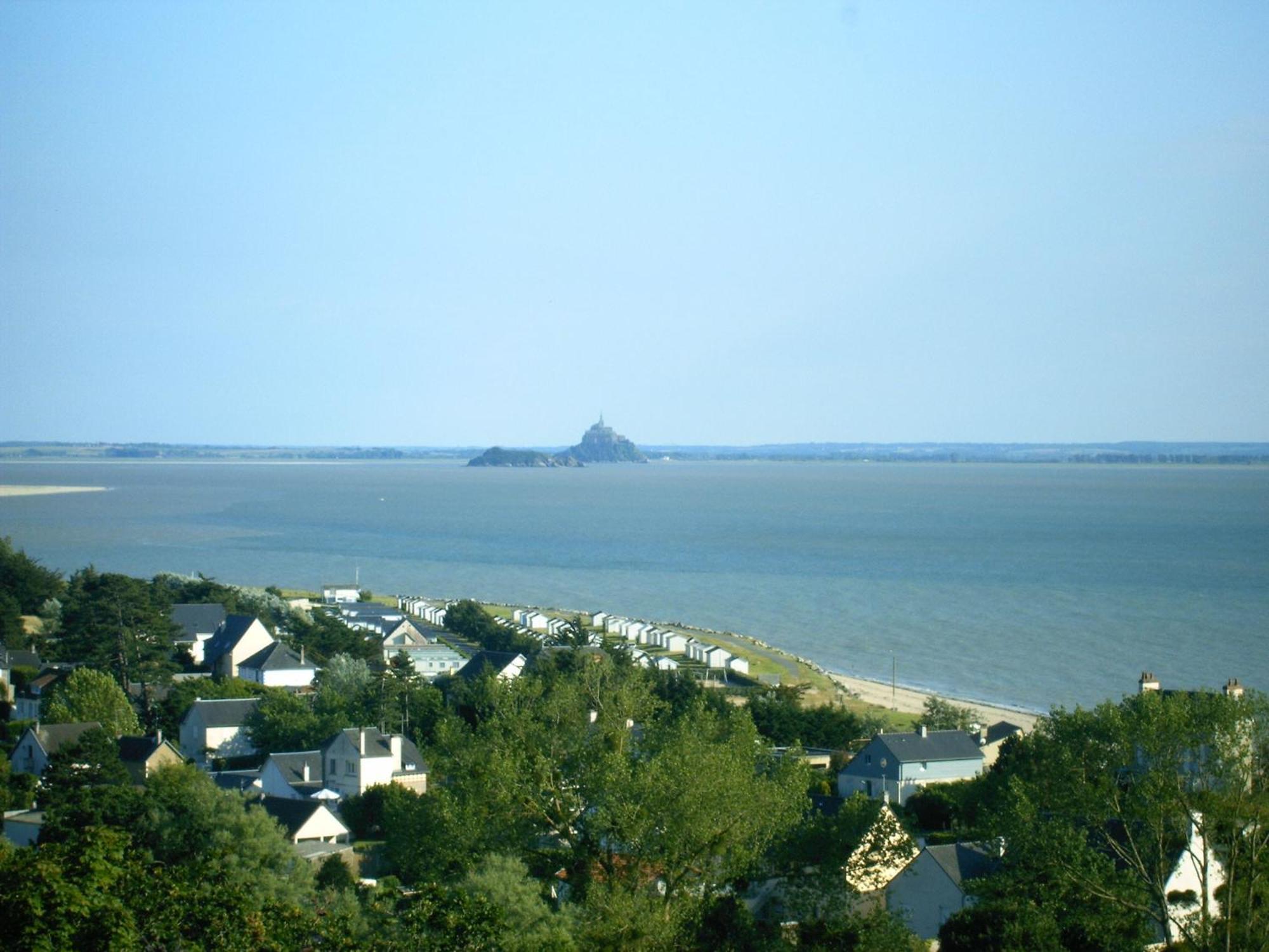 Gîte La Bertichère Saint-Jean-le-Thomas Extérieur photo